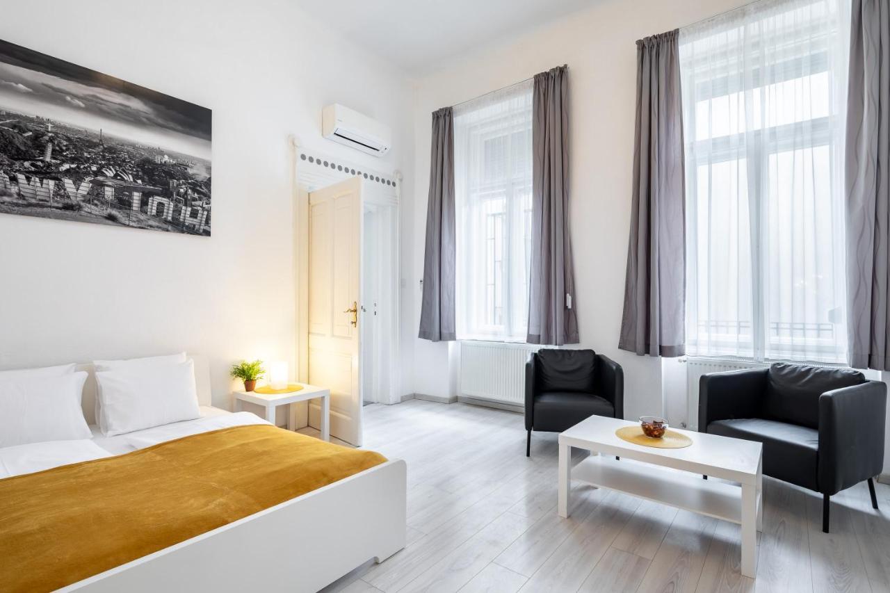 New, High Quality Apartment In The City Center Budapest Exterior photo
